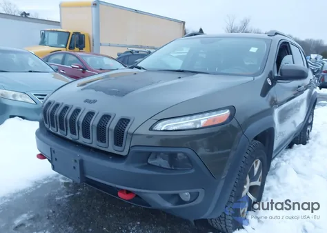 2015 Jeep Cherokee Trailhawk z USA, uszkodzony, nr VIN 1C4PJMBSXFW668878
